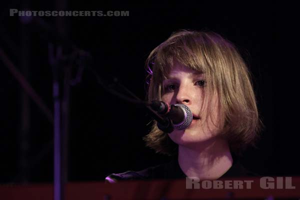 THE JEZABELS - 2011-09-15 - PARIS - La Fleche d'Or - 